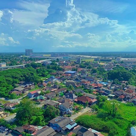 Netflix 2 Bedroom Troika Kota Bharu Homestay 1812 Dış mekan fotoğraf