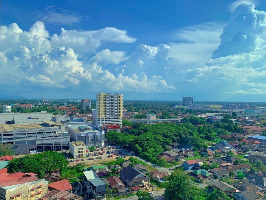 Netflix 2 Bedroom Troika Kota Bharu Homestay 1812 Dış mekan fotoğraf