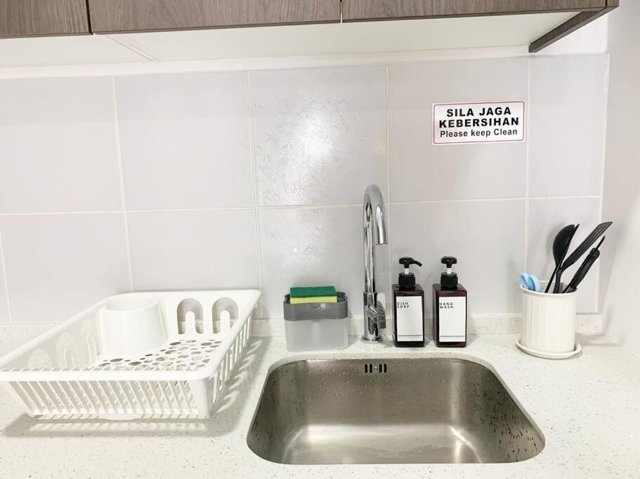 Netflix 2 Bedroom Troika Kota Bharu Homestay 1812 Dış mekan fotoğraf