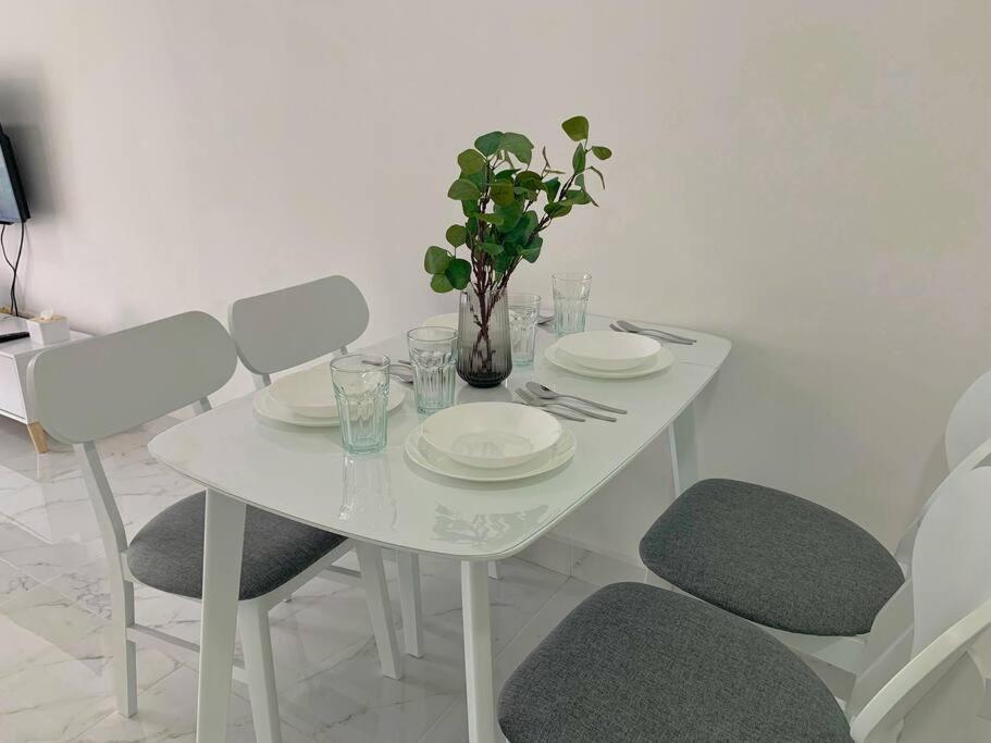 Netflix 2 Bedroom Troika Kota Bharu Homestay 1812 Dış mekan fotoğraf