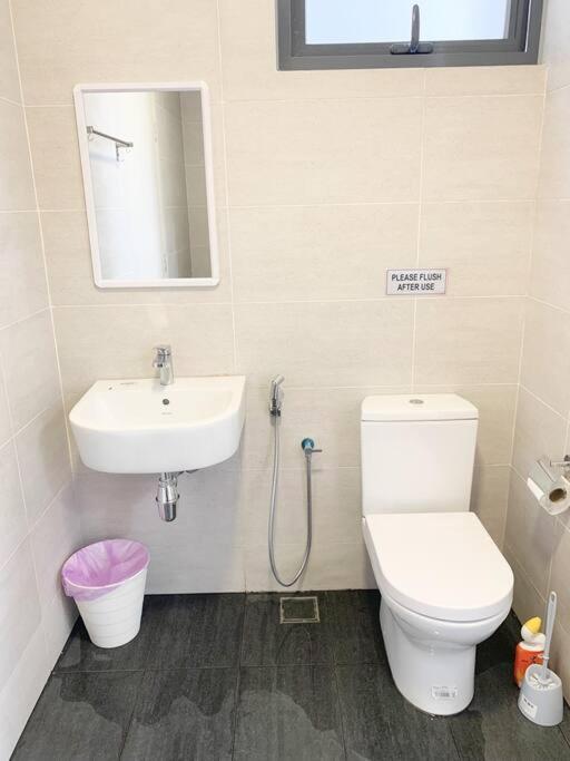 Netflix 2 Bedroom Troika Kota Bharu Homestay 1812 Dış mekan fotoğraf